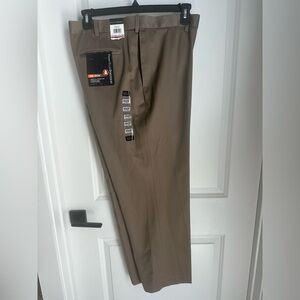 NWT Mens Perry Ellis Portfolio 40x29 Dress Pants